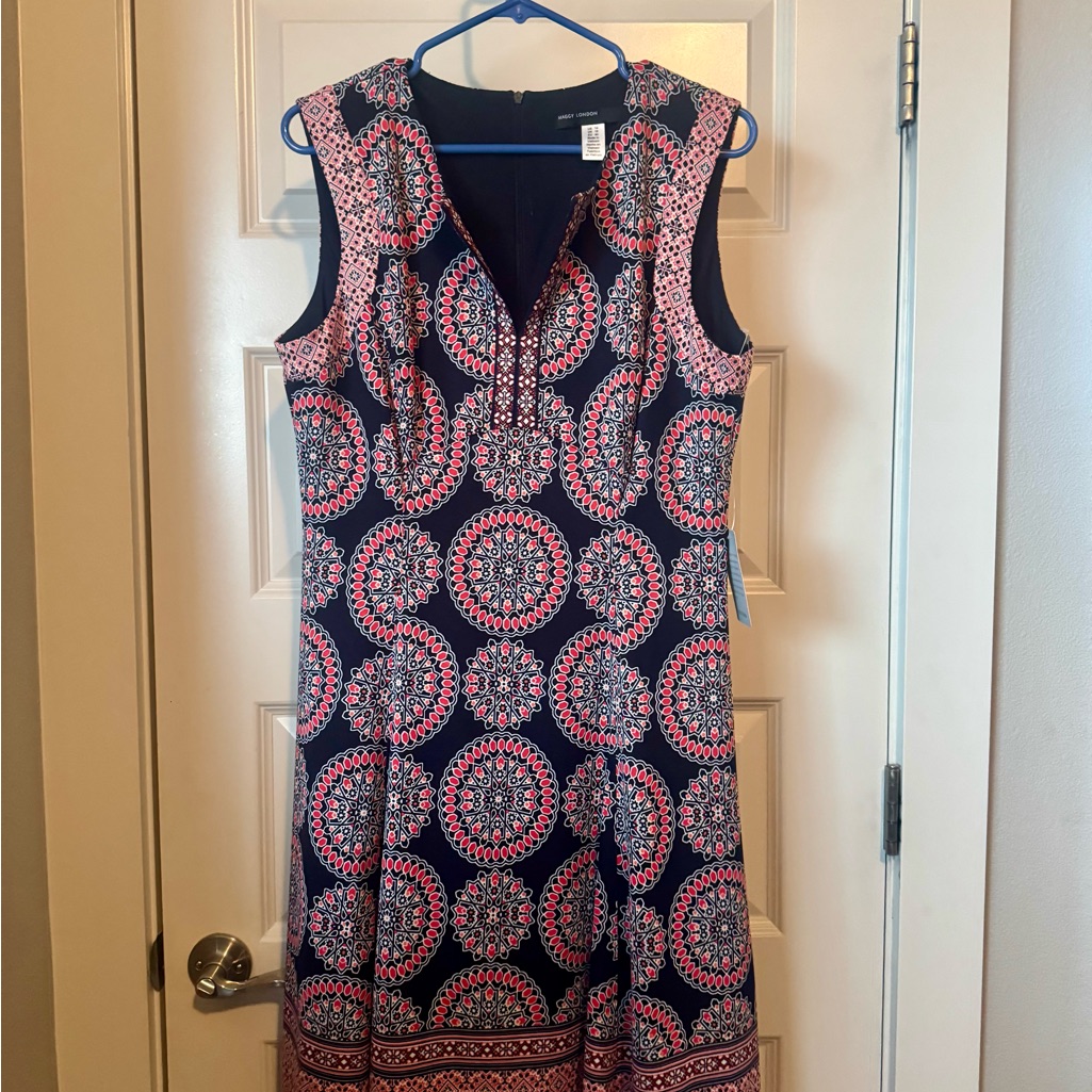 Maggy London Navy And Res Sleeveless Dress - Size 14